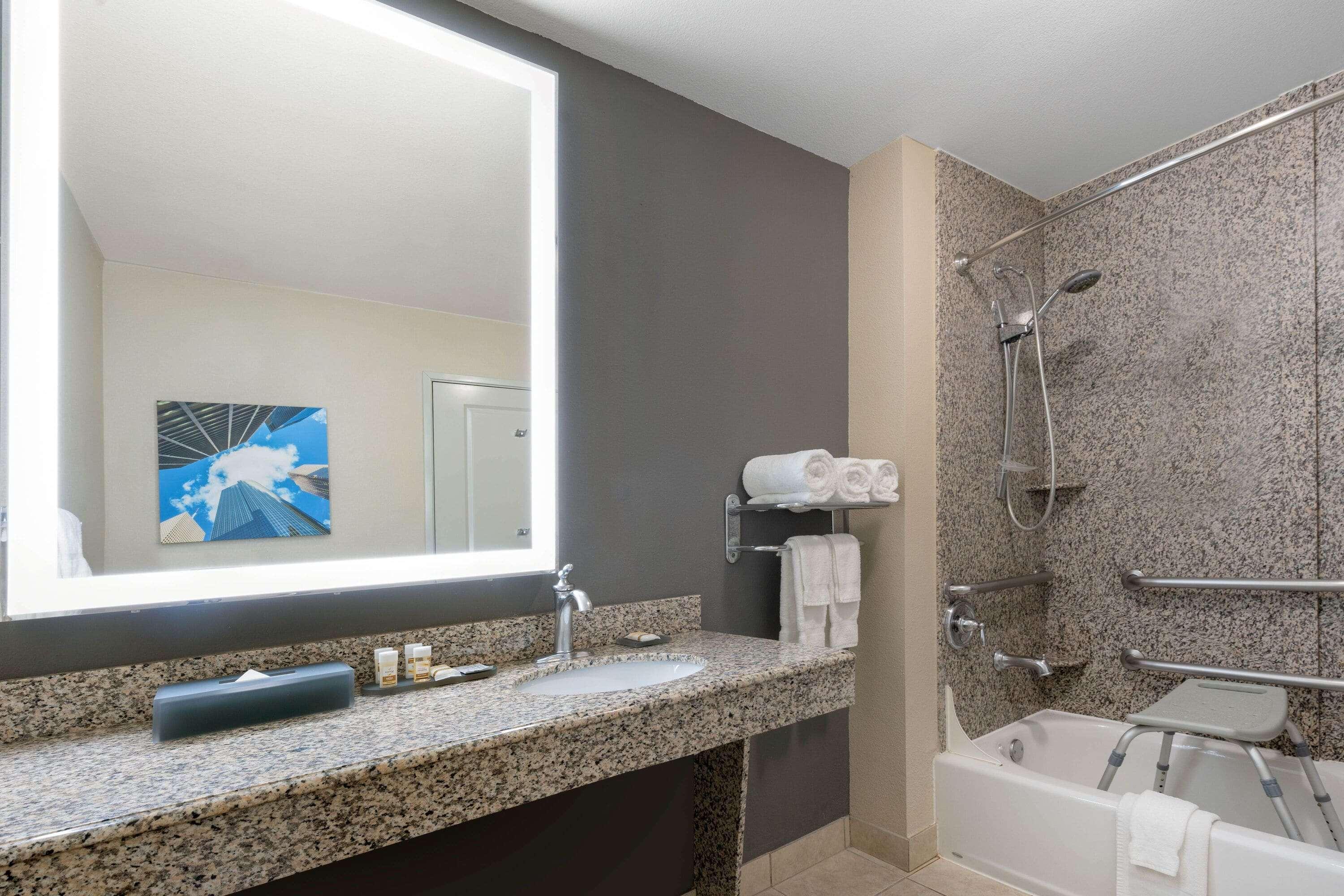 Hotel La Quinta By Wyndham Houston Energy Corridor Zewnętrze zdjęcie