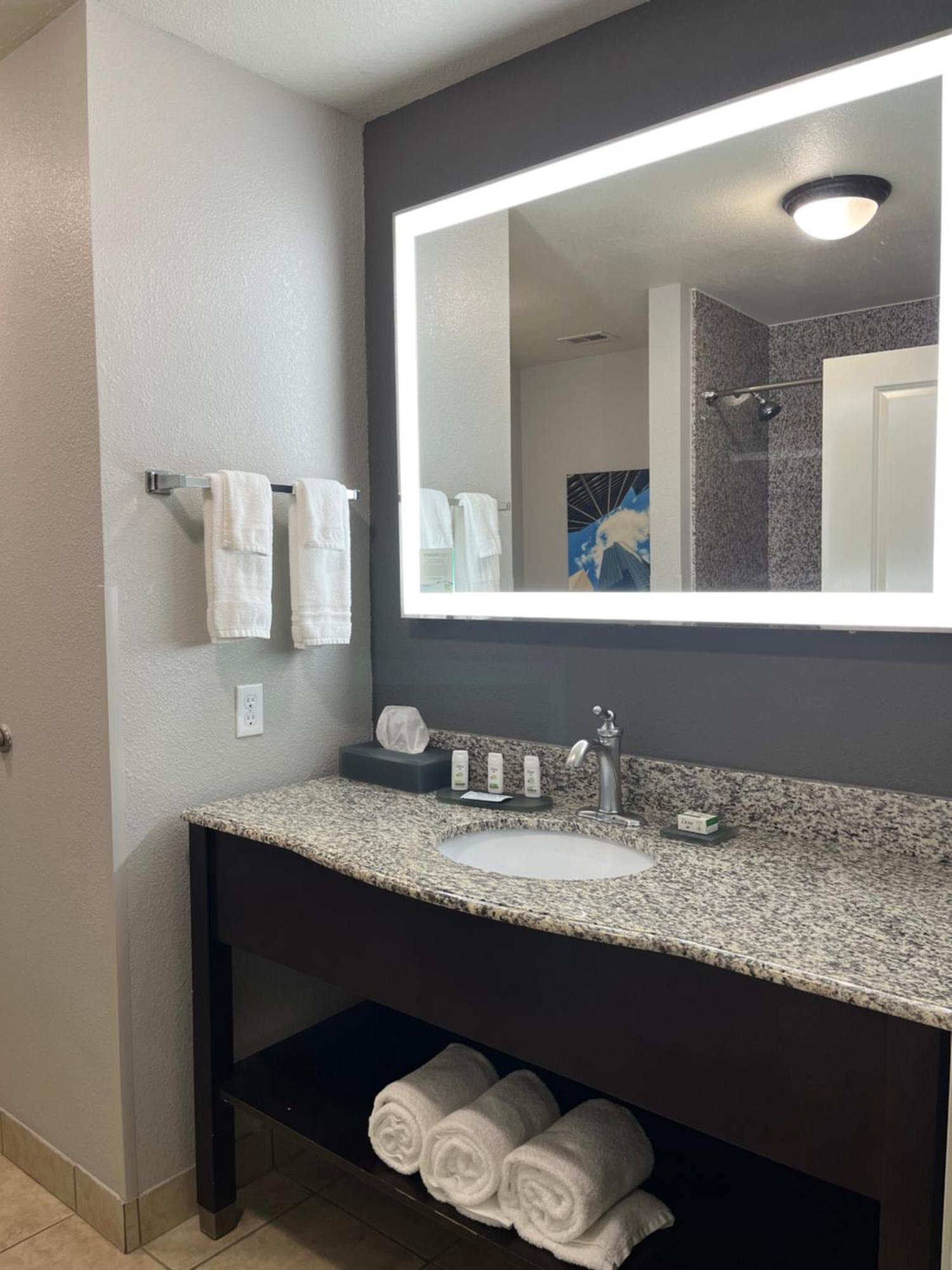 Hotel La Quinta By Wyndham Houston Energy Corridor Zewnętrze zdjęcie